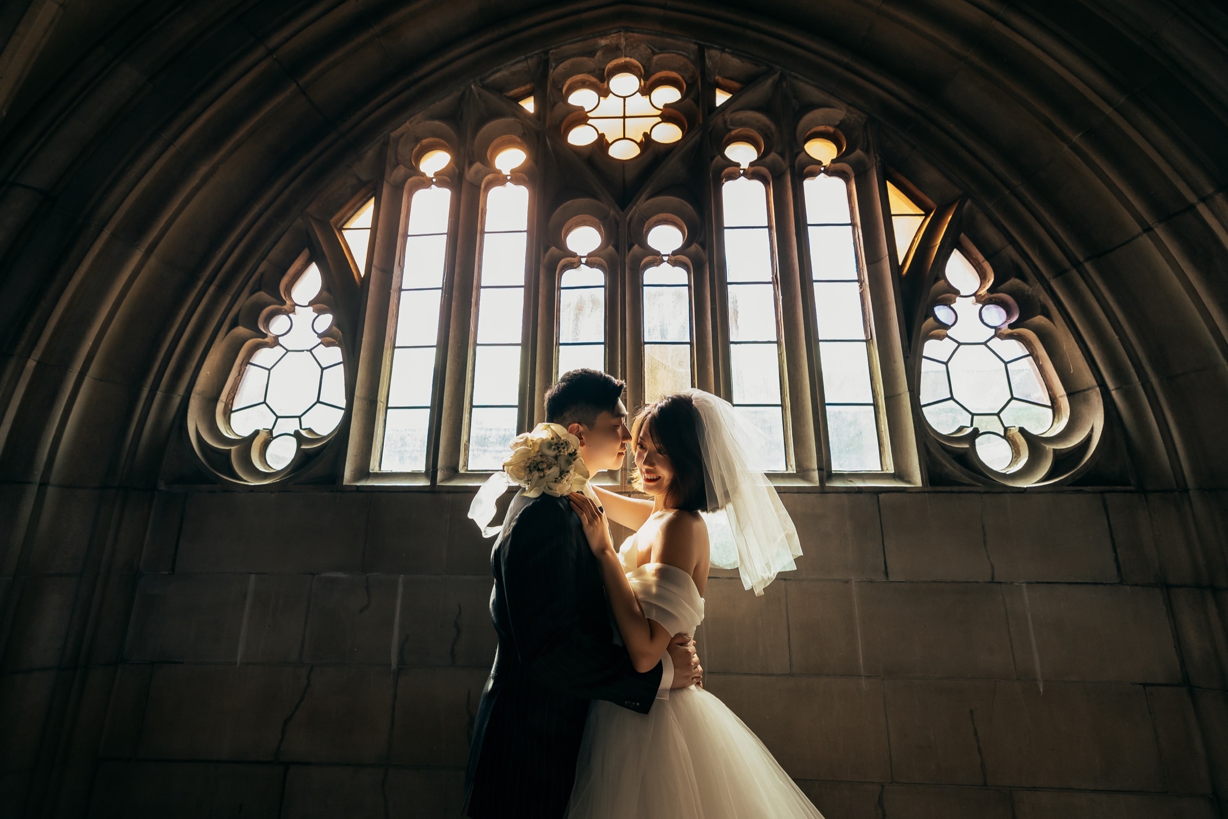 The couple at the chapel altar, Knox College