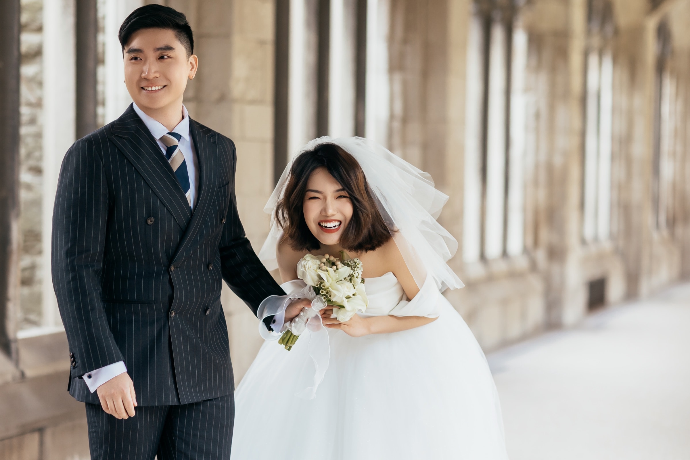 Bride and groom portrait in the Knox College cloister