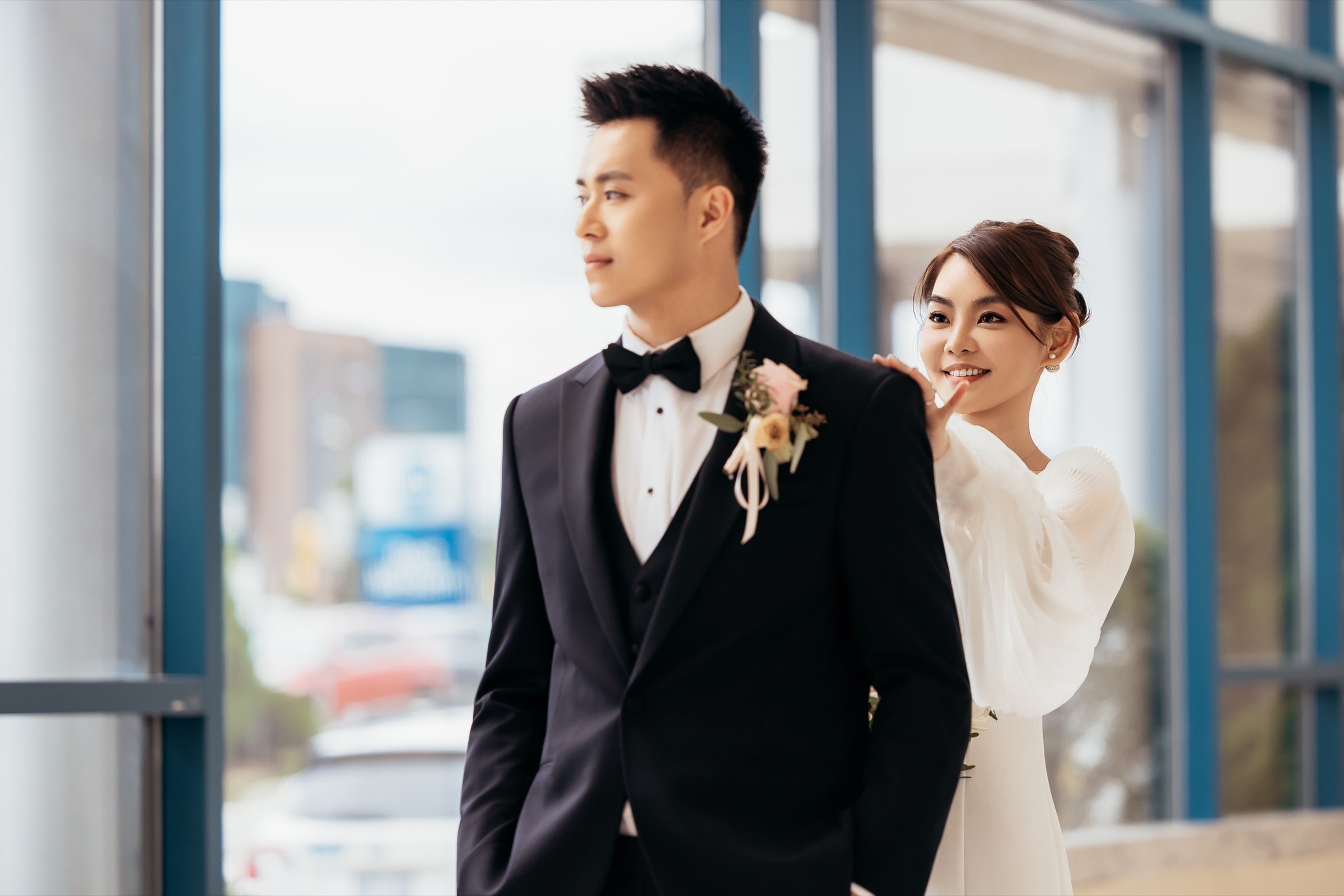 The first look between the couple