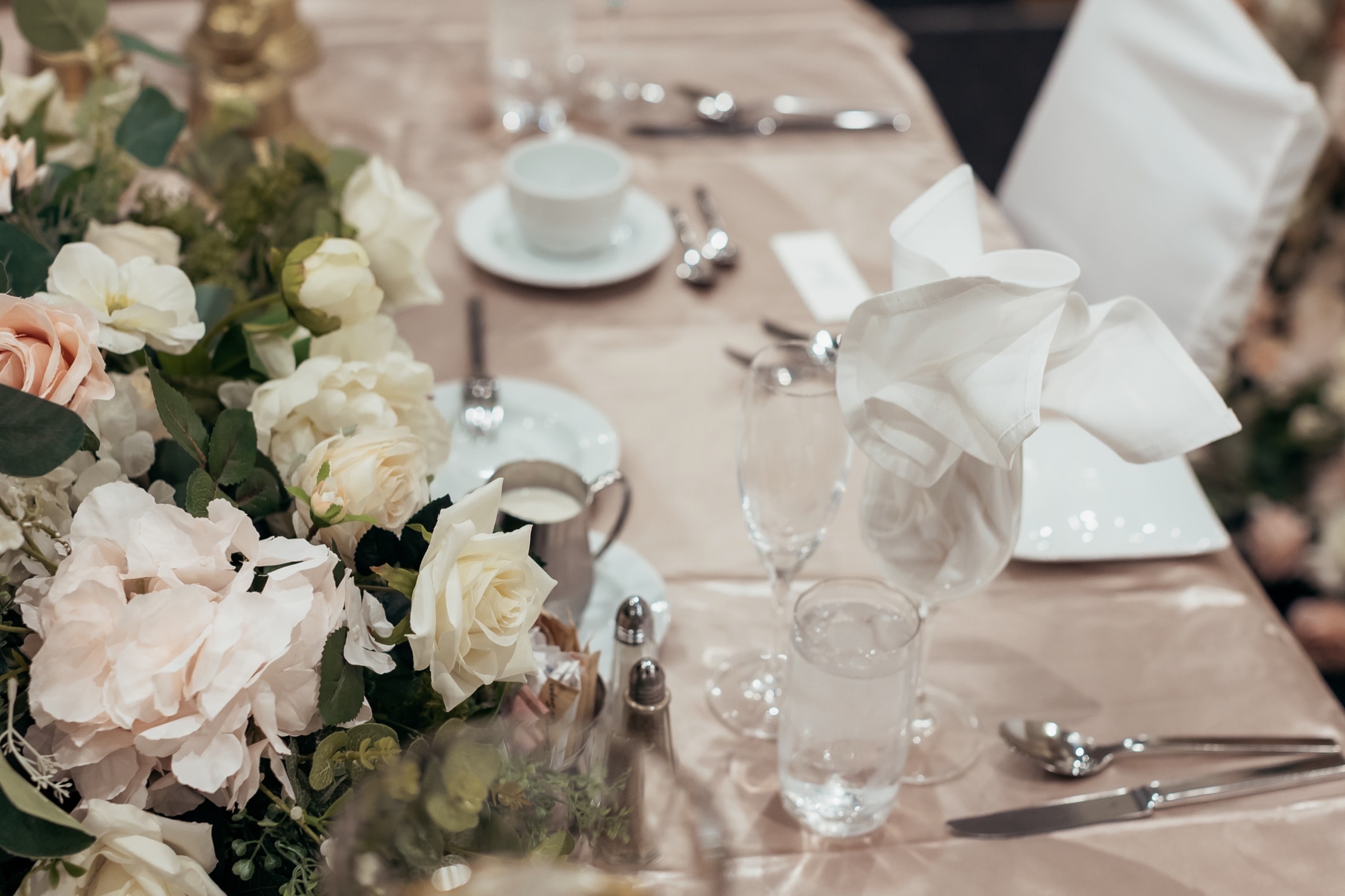 Blush reception florals