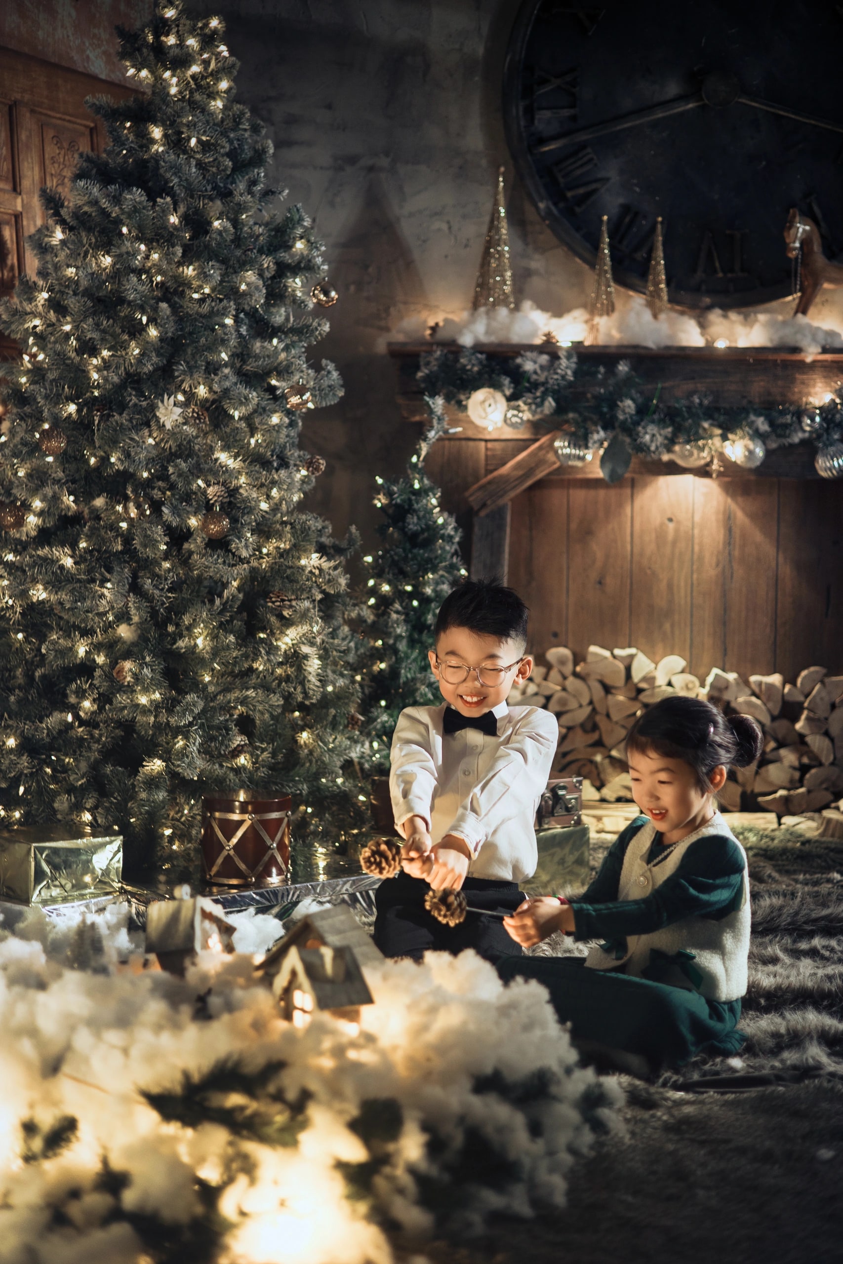 Andersen’s Fairy — two children by the snowy cabin